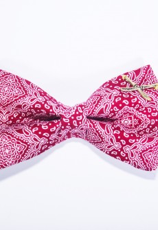 The Esse Bowtie by Knotted